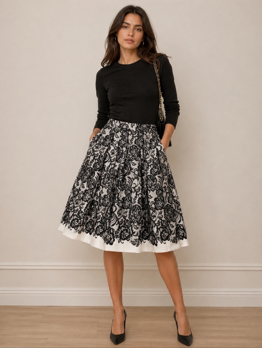 Sz 4 White House Black Market A-line Pockets Black White Brocade Skirt